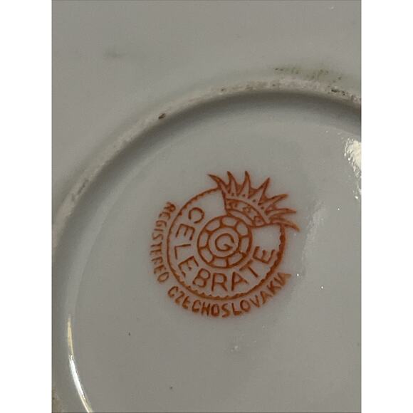 2 VINTAGE CZECH PORCELAIN GOLD GILT Plates Celebrate 3 Muses Handles - Picture 4 of 4